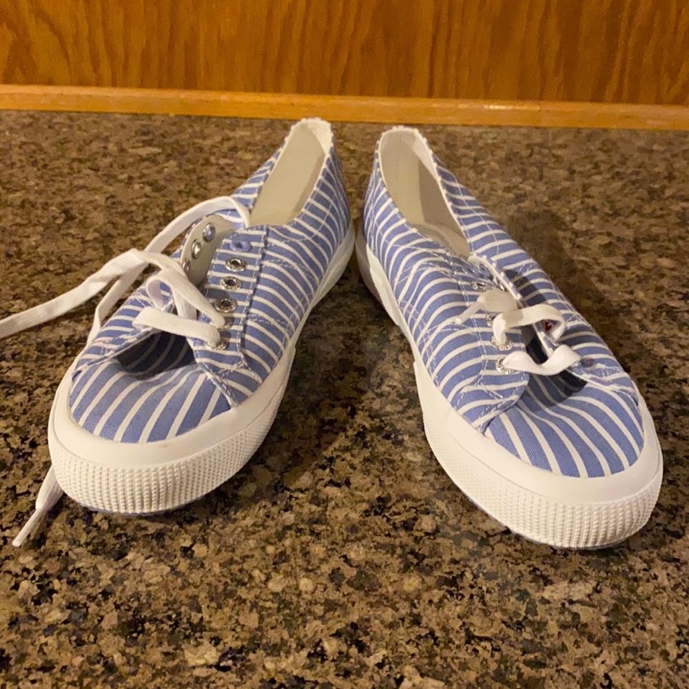 Superga classic canvas shoes